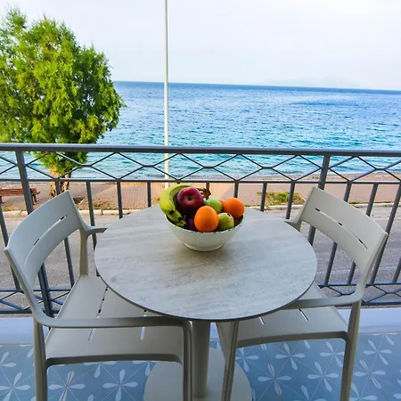 Thalassa Seaside *