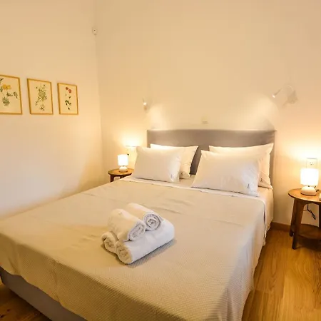 Апартаменты Thalassa Seaside *