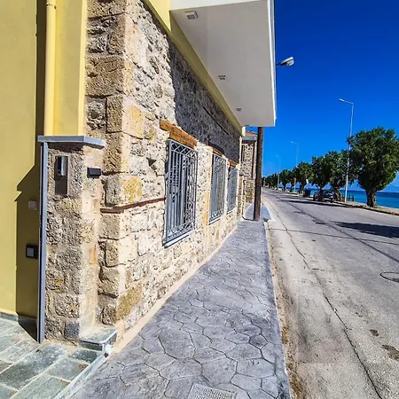 Thalassa Seaside Апартаменты