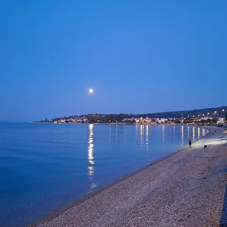 Апартаменты Thalassa Seaside